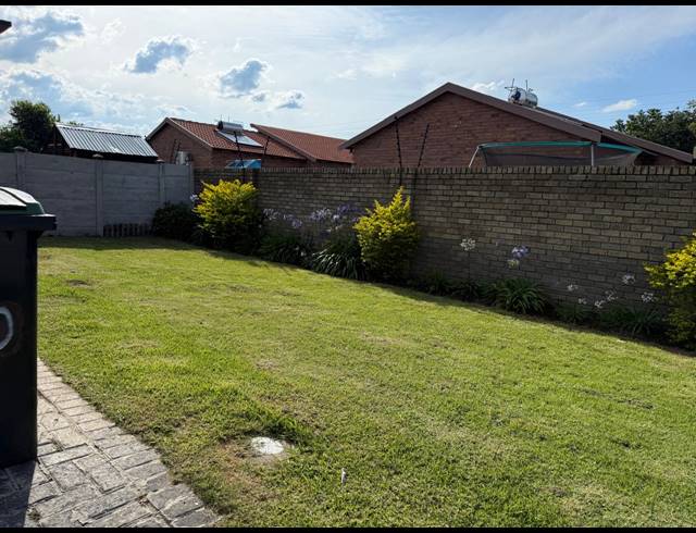 3 BEDROOM HOUSE FOR SALE IN WATERVAL EAST